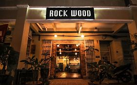 Rock Wood Hotel